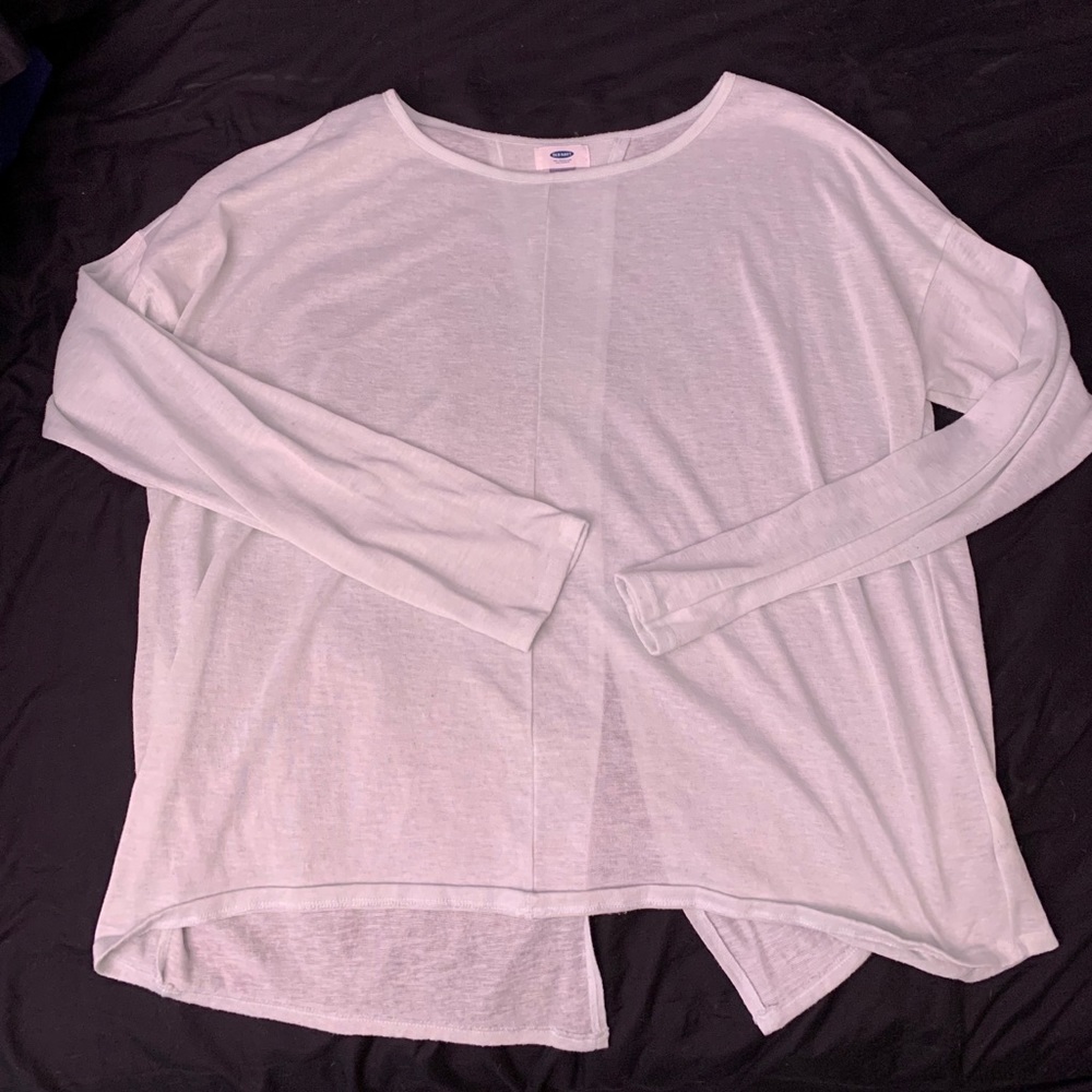 Women’s split back long sleeve tee shirt